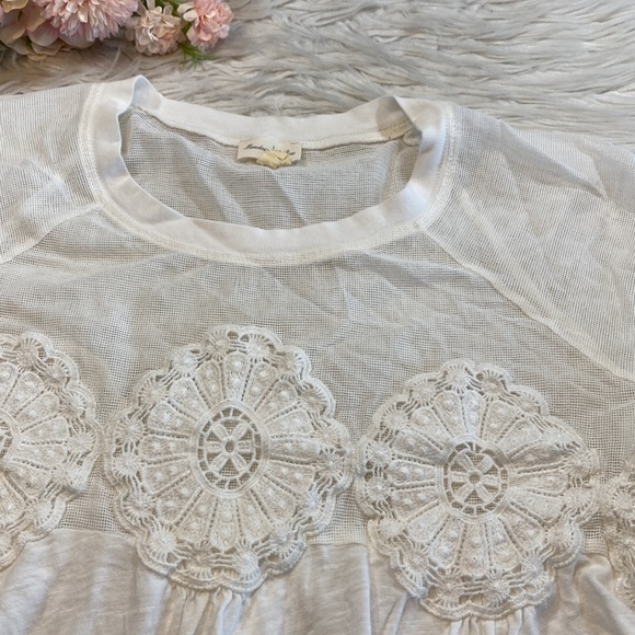 Anthro Meadow Rue Mesh Medallion White Swing Tee sz M - Picture 4 of 8